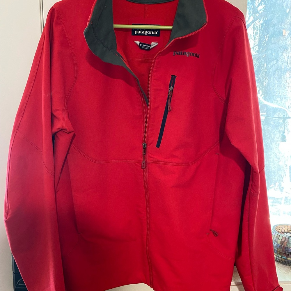 Patagonia Men's Vibrant Red Performance Jacket